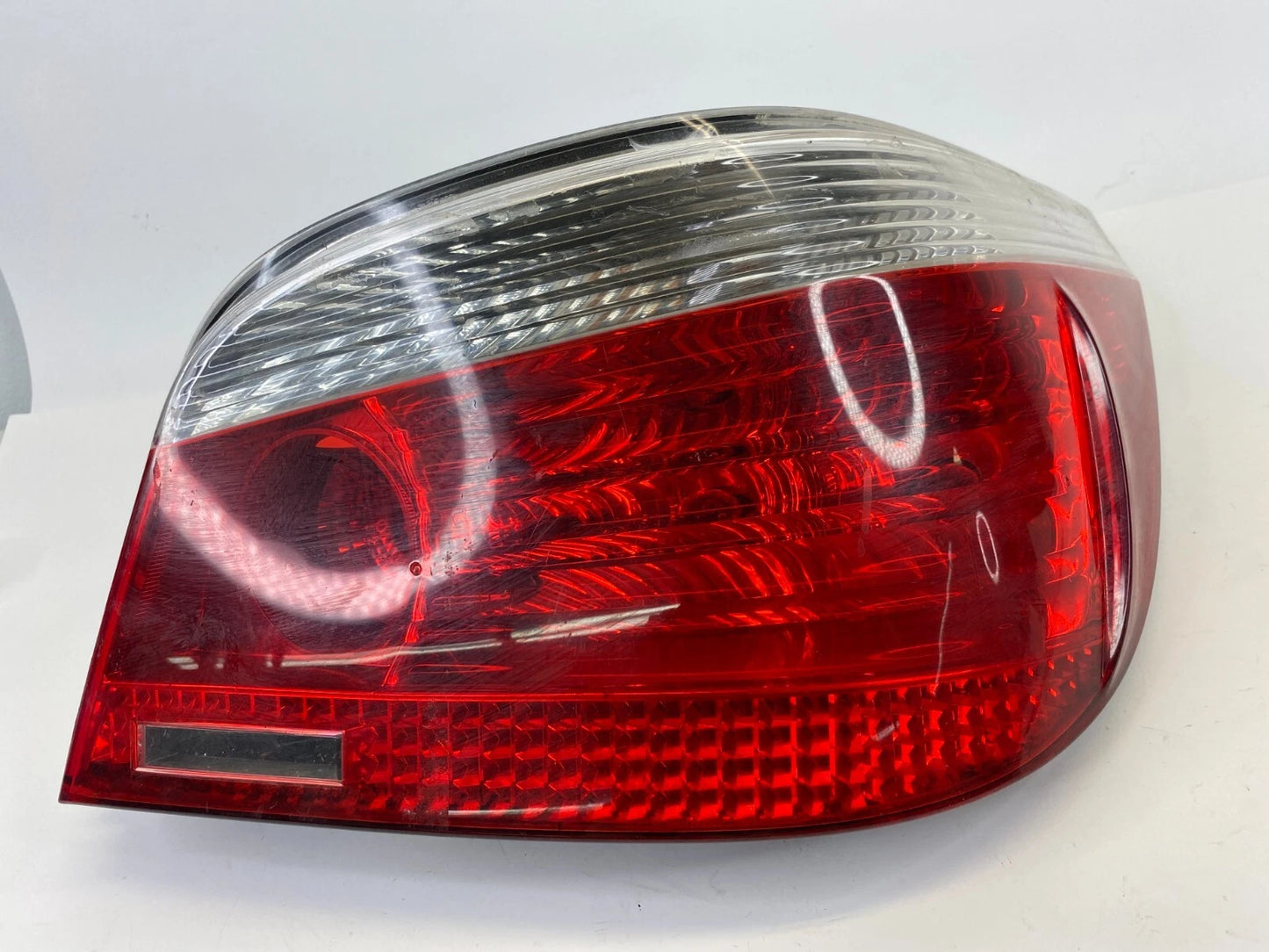 04-07 BMW 530I SEDAN REAR RIGHT PASSENGER SIDE TAILLIGHT TAIL LAMP 7165740 OEM