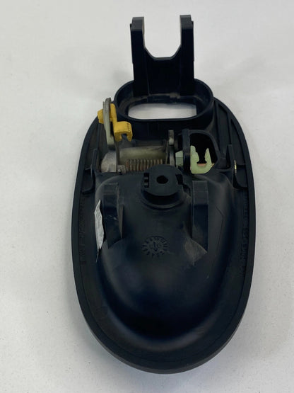 2002-2005 SATURN VUE REAR RIGHT SIDE INNER INTERIOR DOOR HANDLE 22710829 OEM