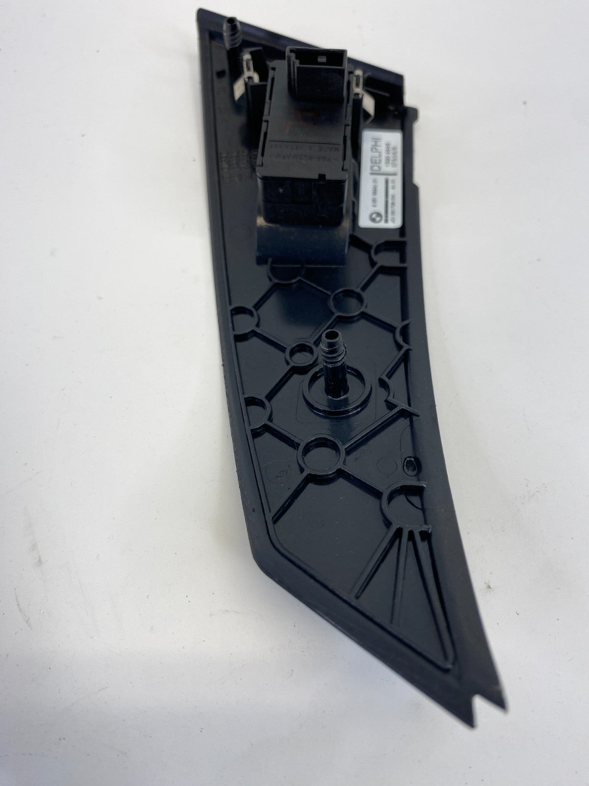 2006 2007 BMW 530xi Rear Left Door Power Window Switch w Bezel 6951966AI