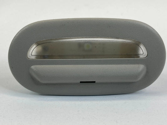 08-10 CHRYSLER TOWN & COUNTRY FRONT RIGHT SIDE INTERIOR DOOR COURTESY LIGHT LAMP