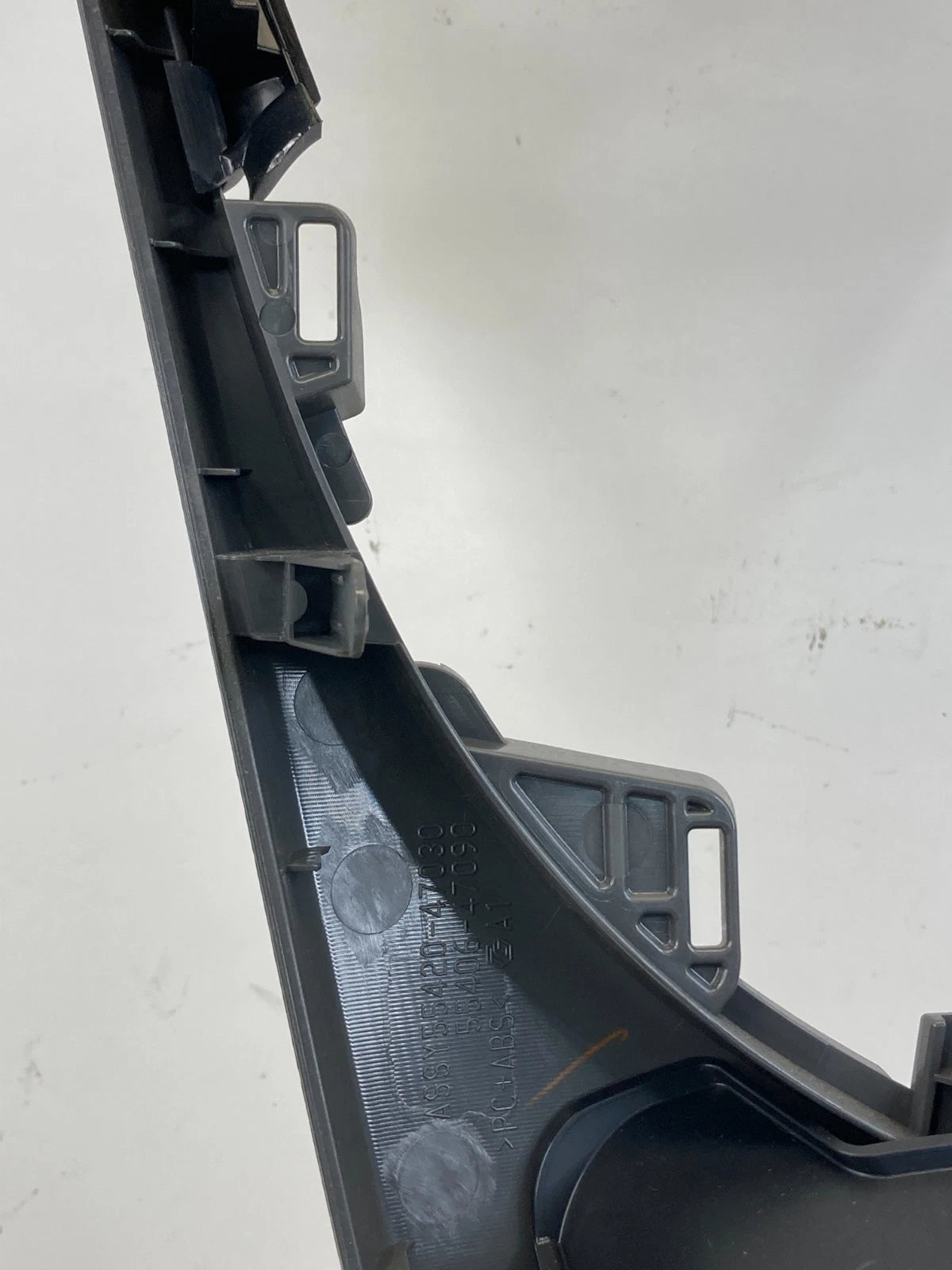 10-15 TOYOTA PRIUS CENTER CONSOLE CUP HOLDER W SCREEN RADIO BEZEL TRIM PANEL OEM