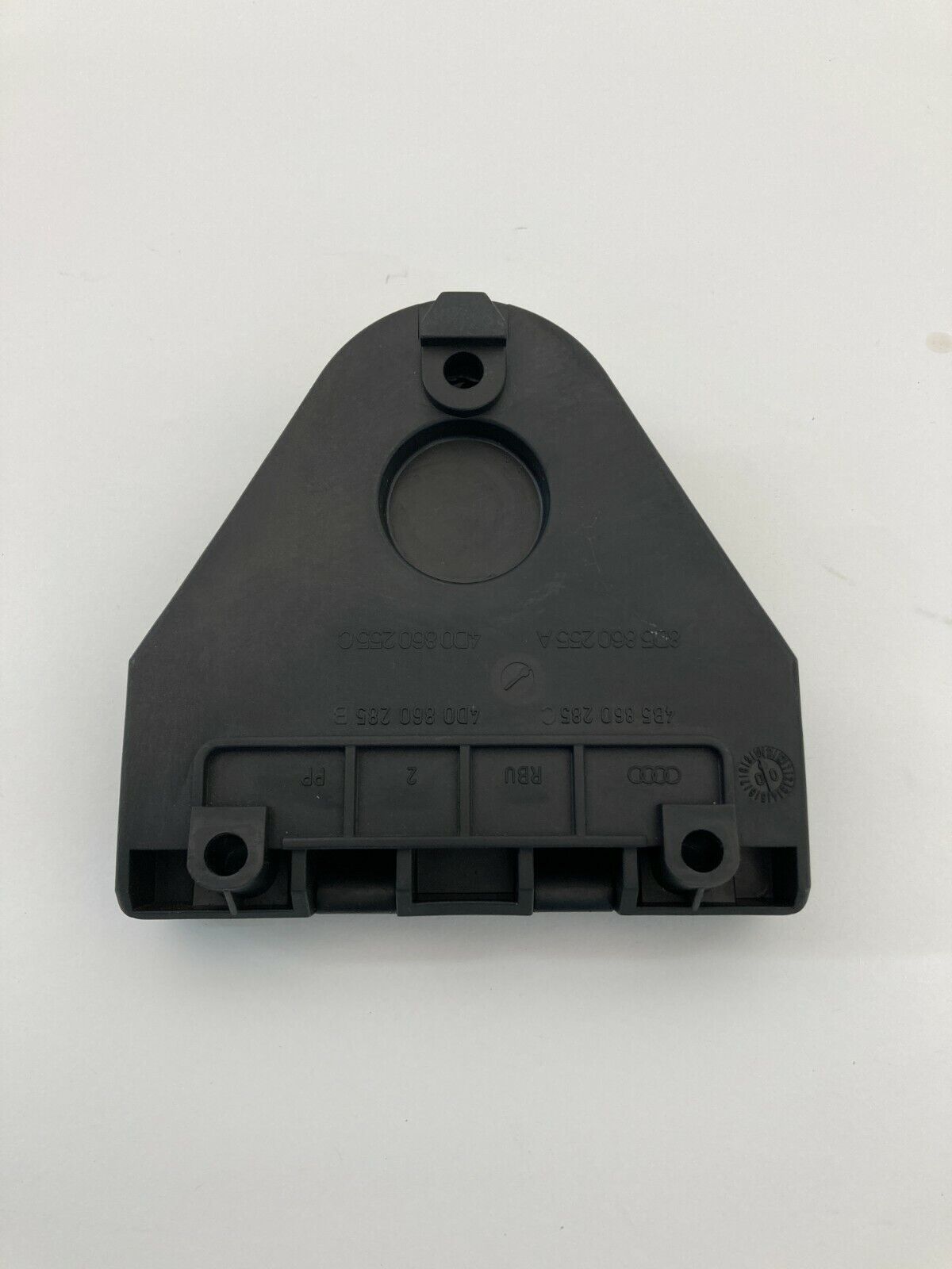 1999-2002 Audi A4 98-04 Audi A6 Rear Trunk Warning Road Hazard Triangle Holder