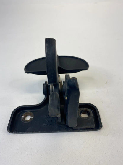 2006-2012 MERCEDES-BENZ R350 HOOD LOCK SAFETY CATCH RETAINING HOOK A2198800064