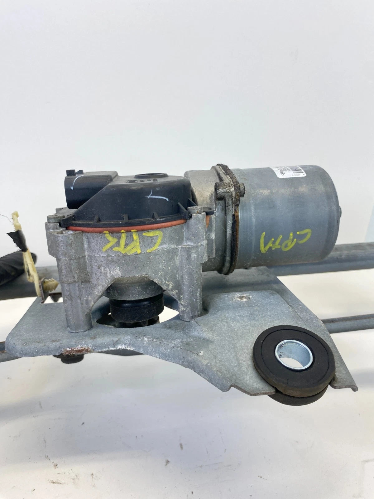 2008-2012 FORD TAURUS FRONT WIPER MOTOR LINKAGE TRANSMISSION ASSEMBLY OEM