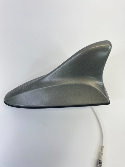 2009 2010 Hyundai Sonata SEDAN Roof Mount Shark Radio Antenna Mast OEM