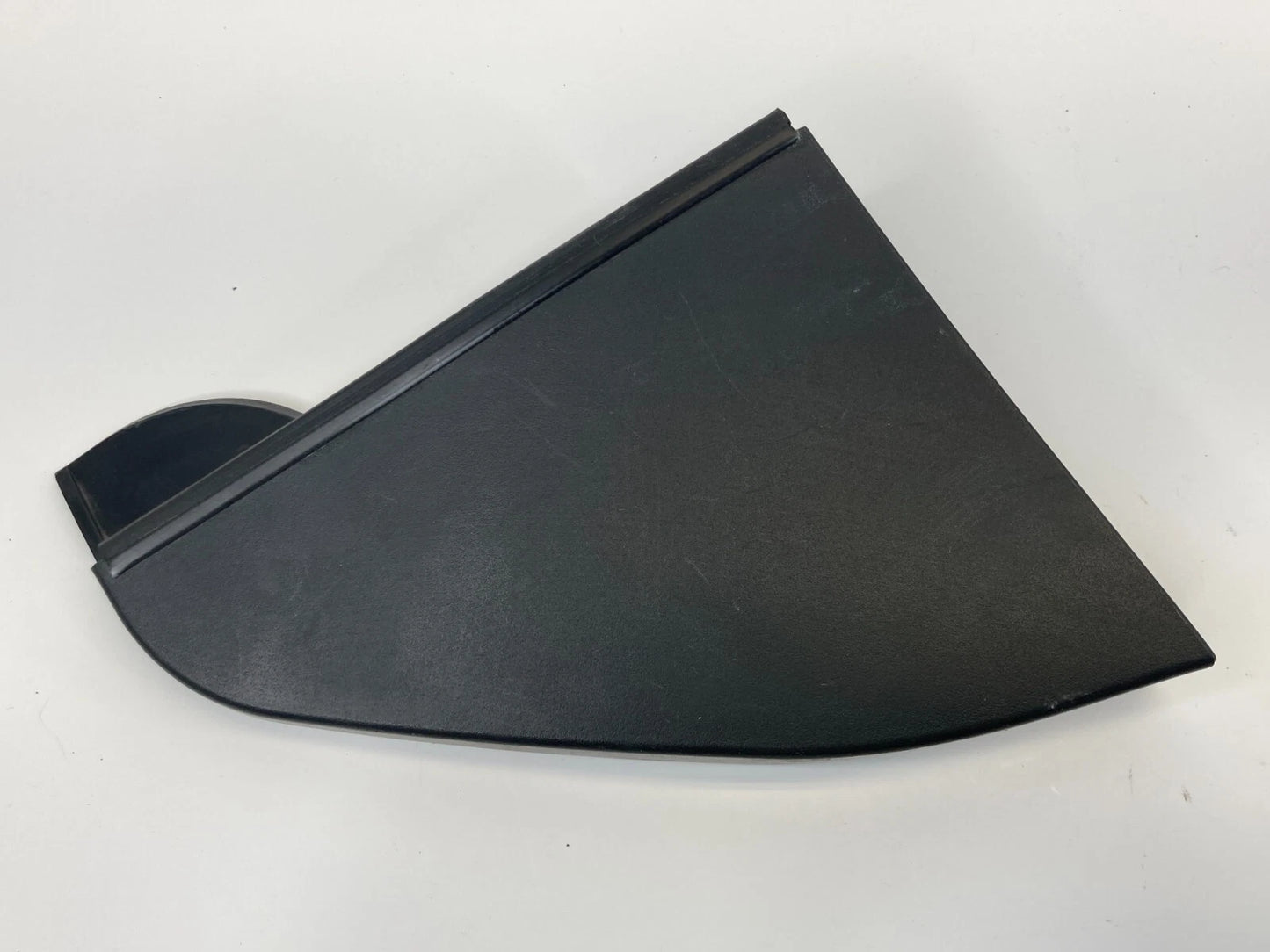 2009-2014 VOLKSWAGEN ROUTAN REAR LEFT SIDE SLIDING DOOR MOLDING TRIM COVER OEM