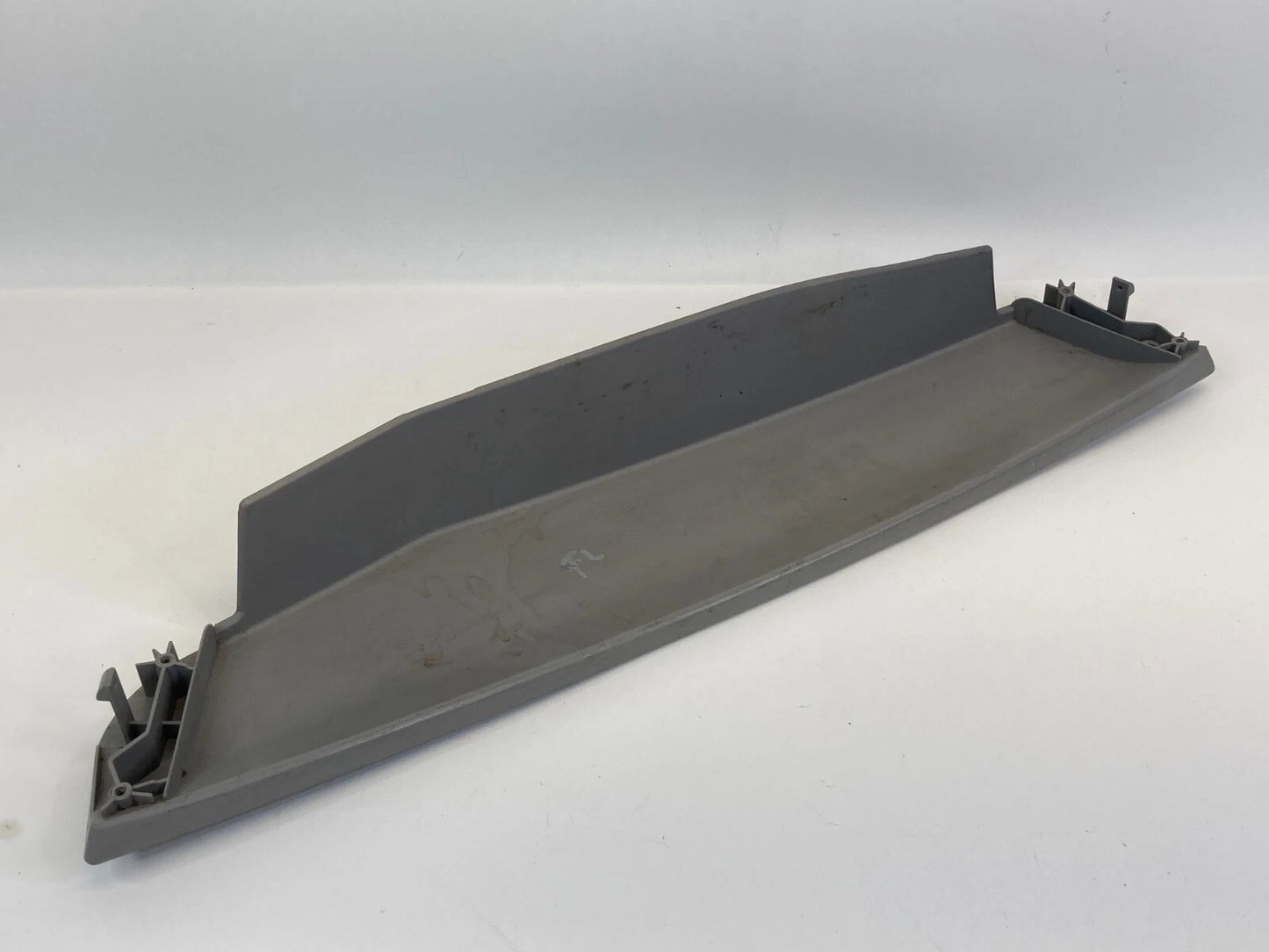 2004-2006 CADILLAC SRX FRONT LEFT DRIVER INNER DOOR PANEL POCKET LINER TRIM OEM