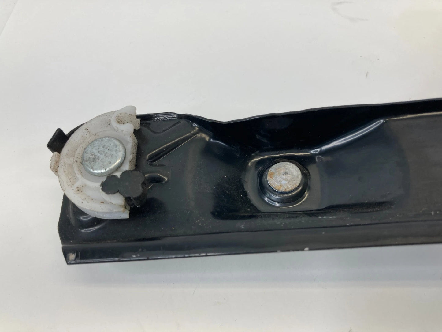 2007 2008 BMW 328XI REAR LEFT DOOR POWER WINDOW MOTOR W/ REGULATOR 71002603 OEM