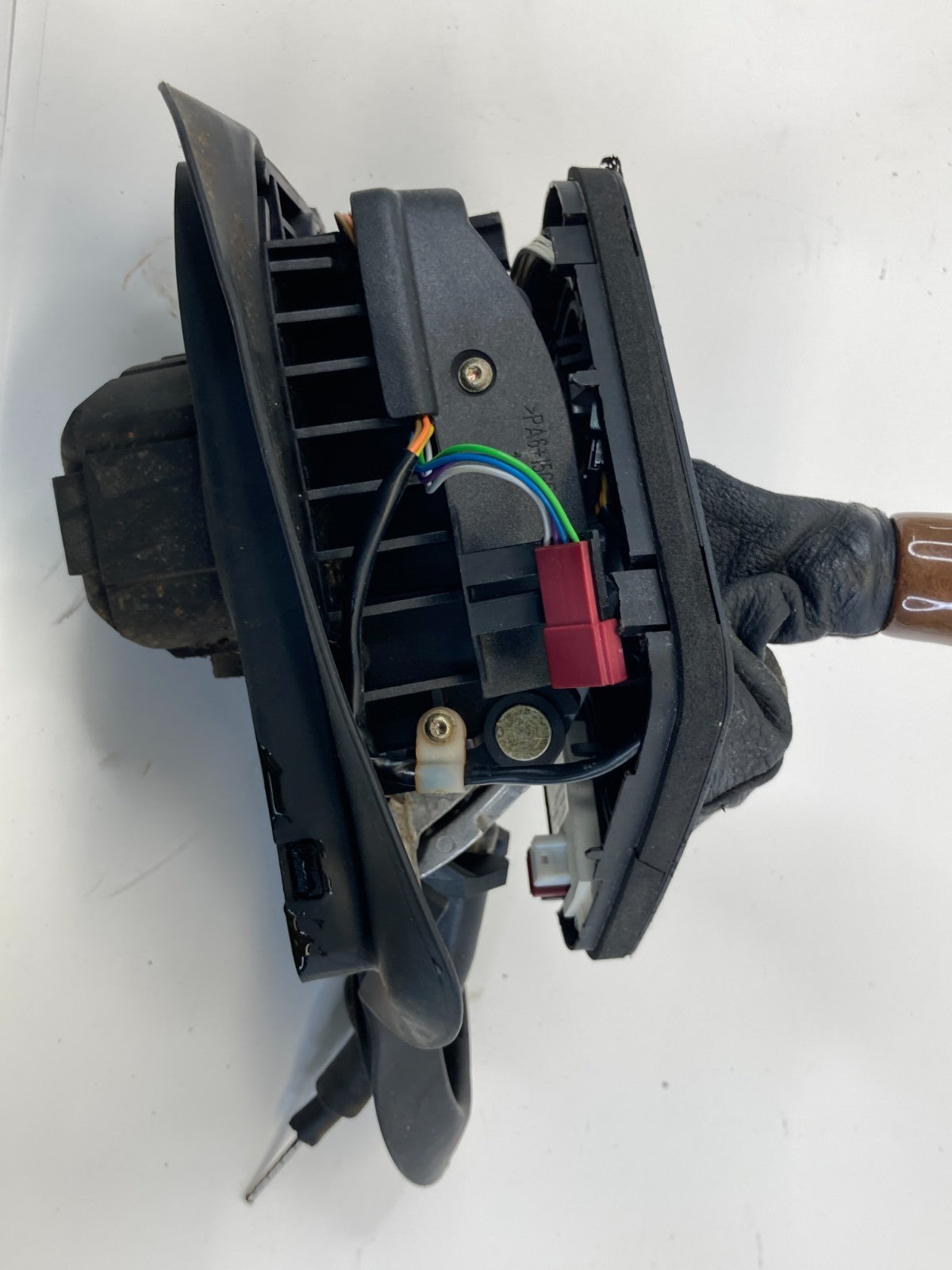 1999 2000 BMW 323i Automatic Floor Gear Shifter Lever Handle Assembly OEM