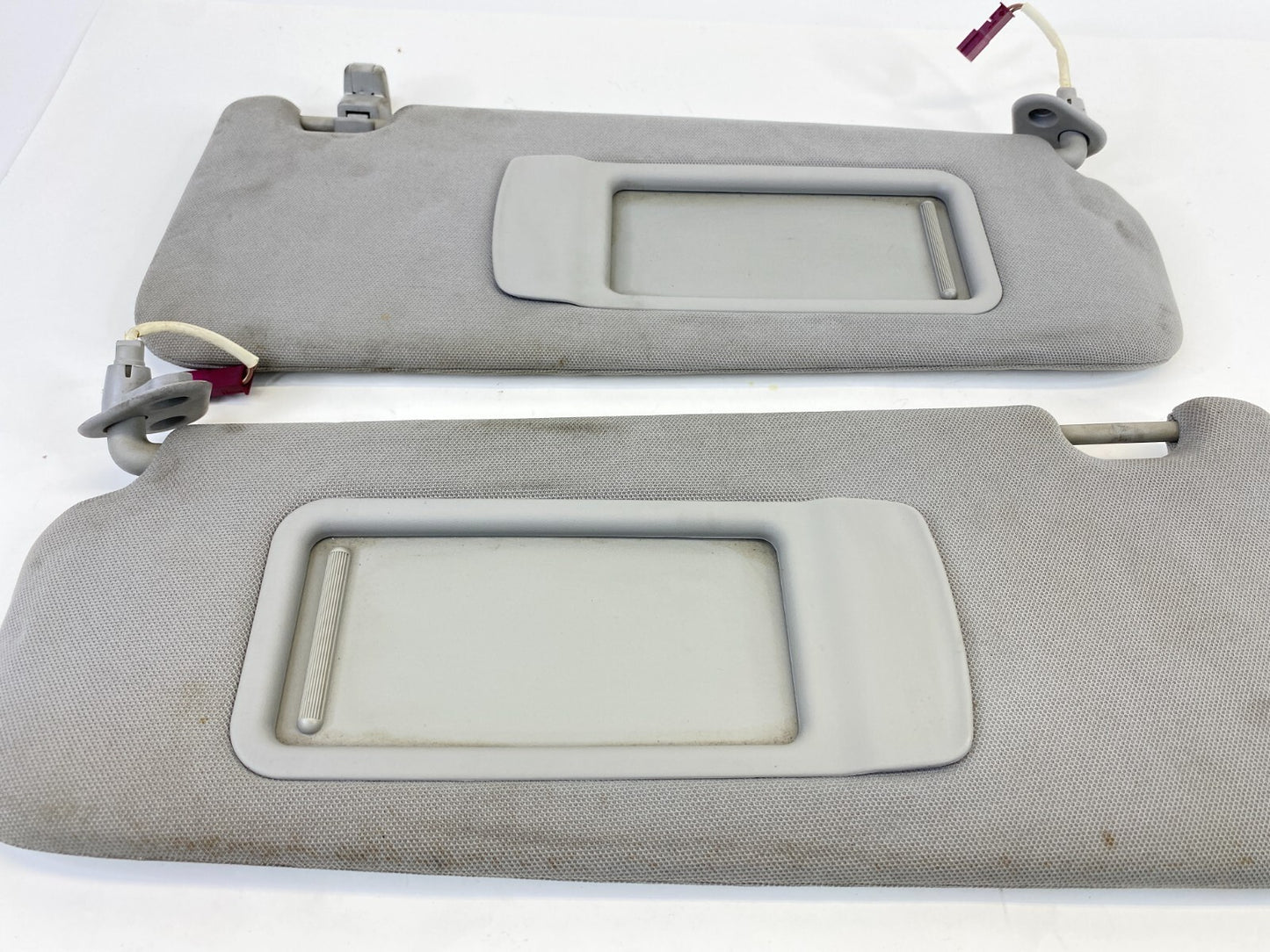 2006 BMW 330i 330xi 325i Left & Right Side Sunvisor Sun Visor Shade Set Pair OEM