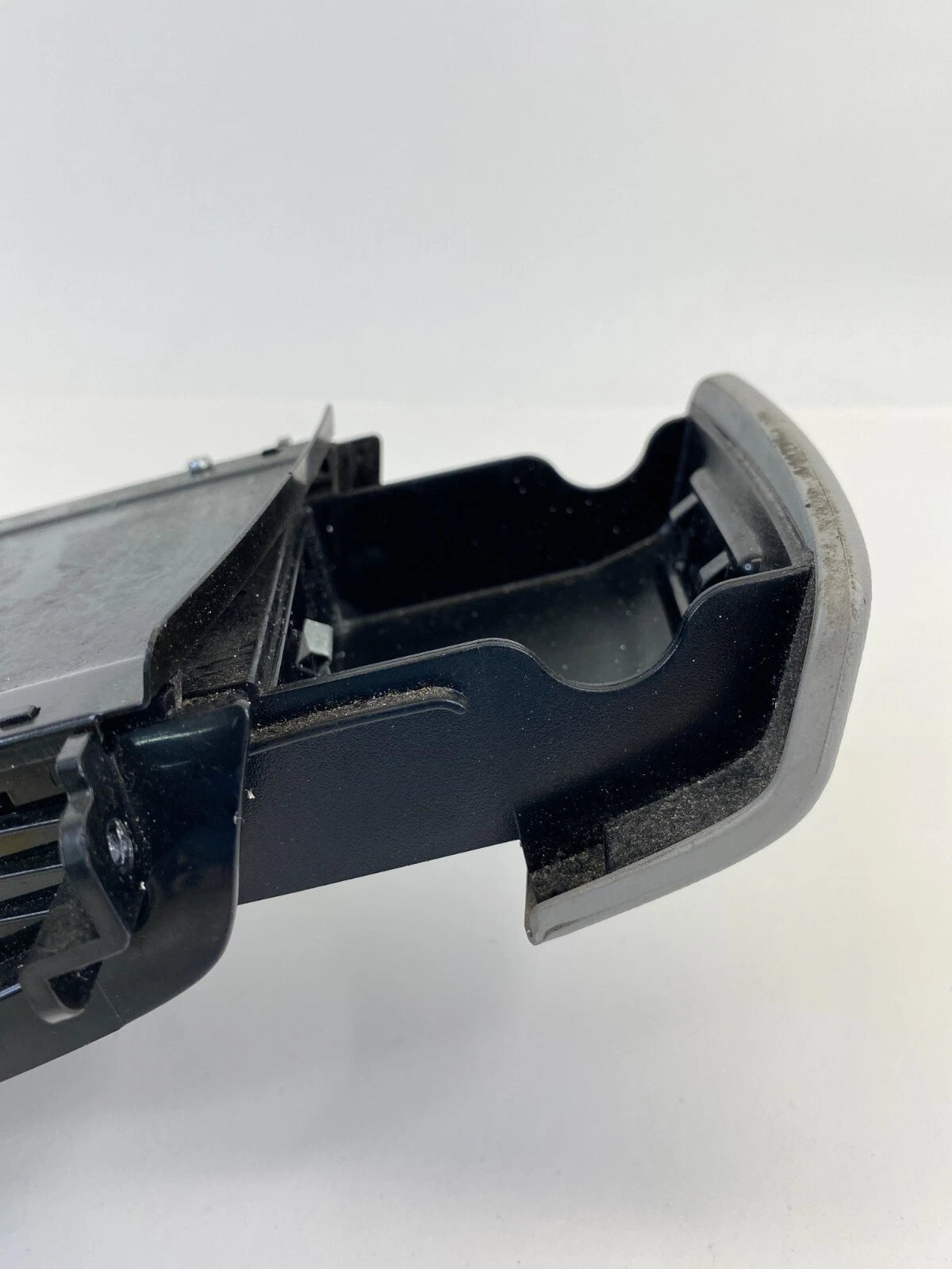2006-2008 HYUNDAI SONATA DASH ASHTRAY ASH TRAY HOUSING POCKET 84550-3K000 OEM