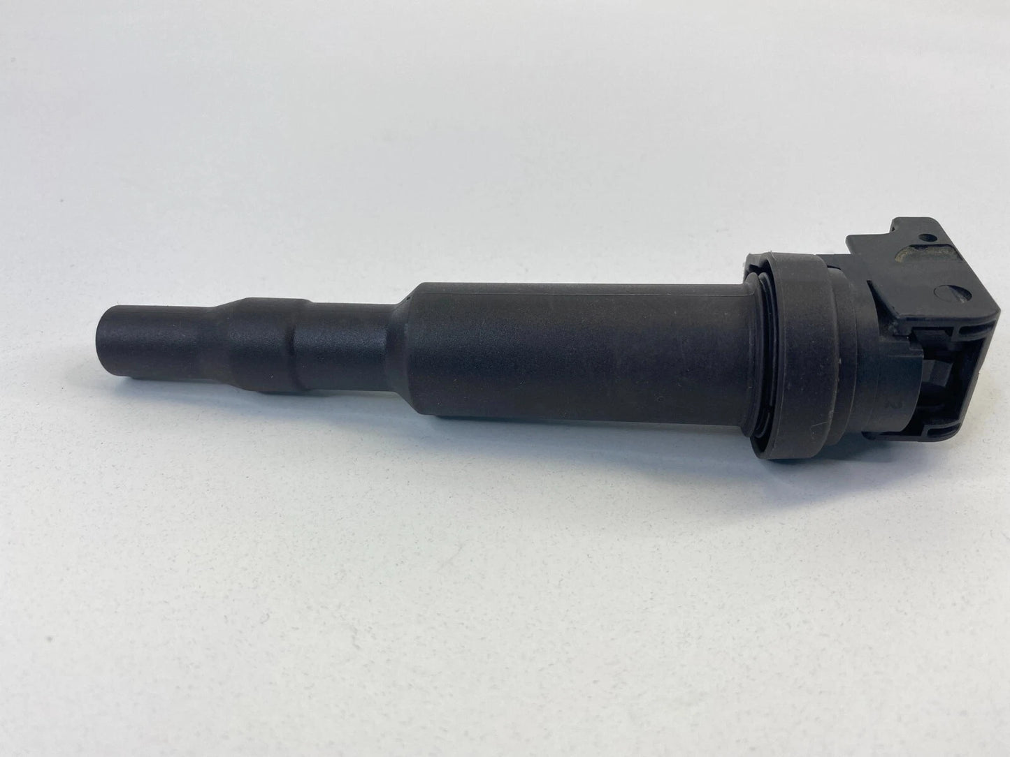 2007-2016 07-16 BMW 328I MOTOR ENGINE DIRECT BOSH IGNITION COIL 0221504470 OEM