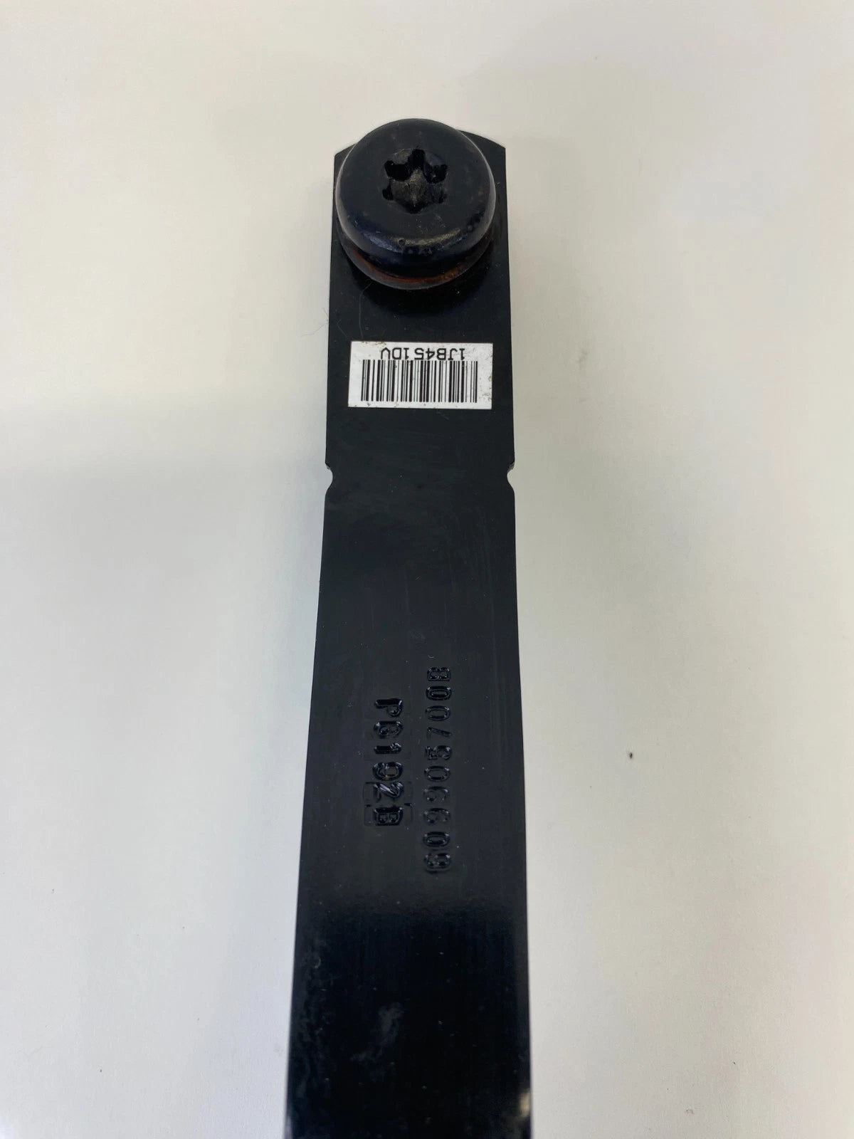 2008-2012 DODGE CALIBER FRONT LEFT DRIVER SEAT BELT BUCKLE END OEM 1JB451DVAA
