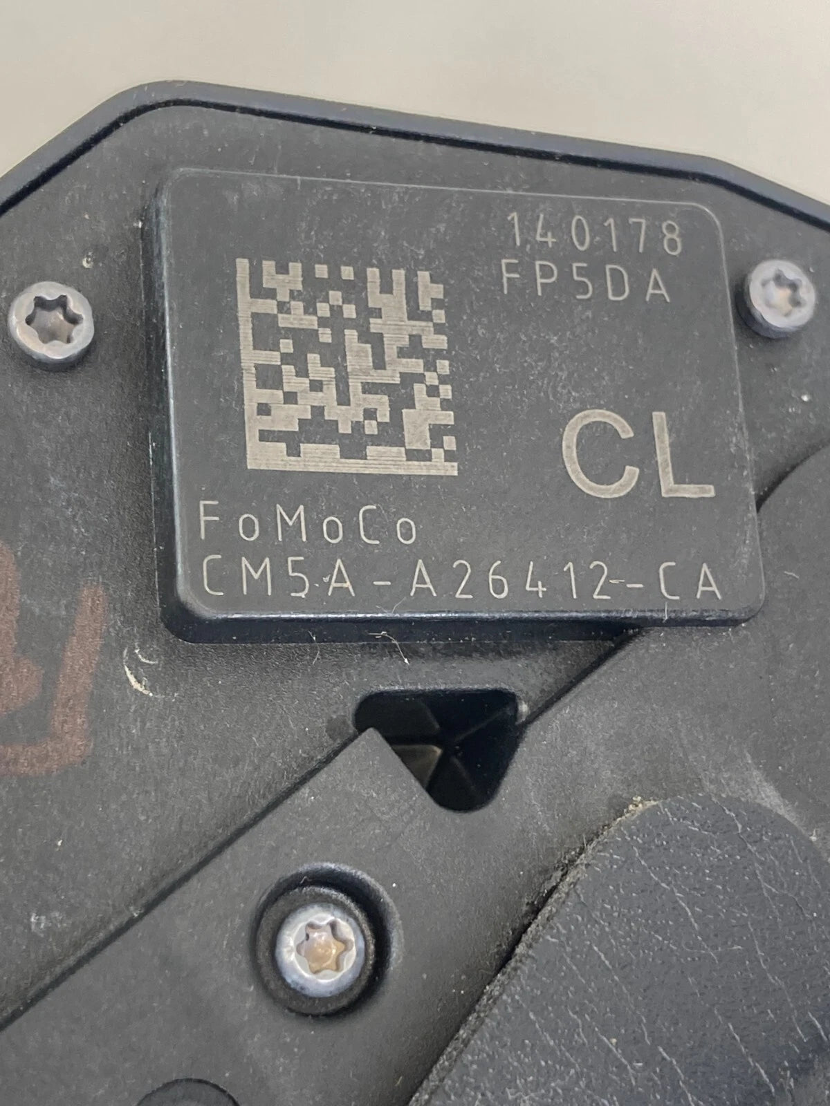 2012-2018 FORD FOCUS SEDAN FRONT RIGHT SIDE DOOR LOCK LATCH ACTUATOR RELEASE OEM