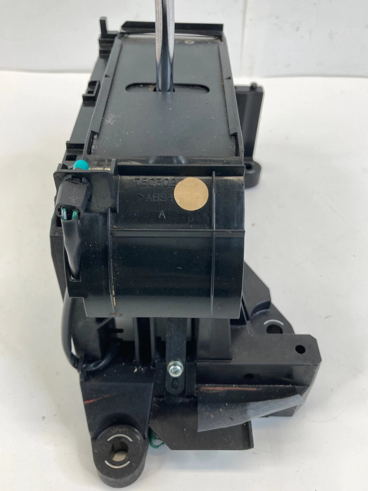 2007-2011 TOYOTA CAMRY AUTOMATIC TRANSMISSION GEAR SHIFTER LEVER ASSEMBLY OEM