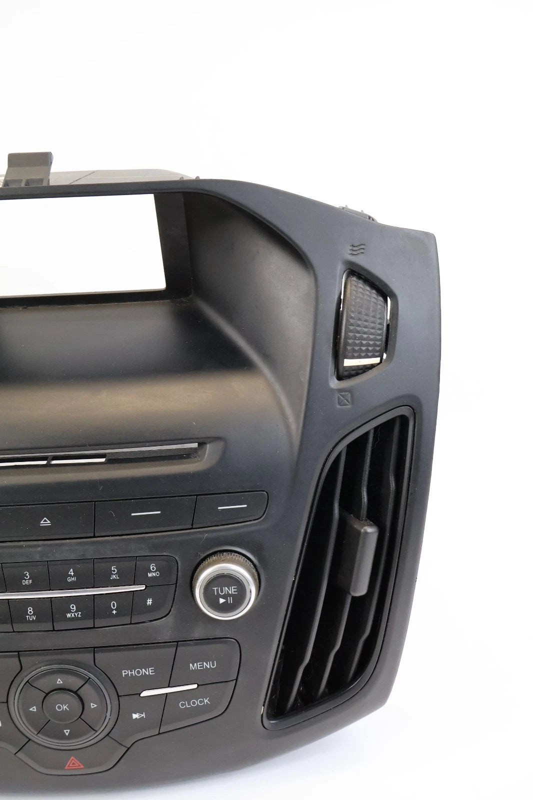 2015-2018 FORD FOCUS RADIO CONTROL PANEL FACEPLATE W/ AIR VENTS F1EB-18835-ME3JA