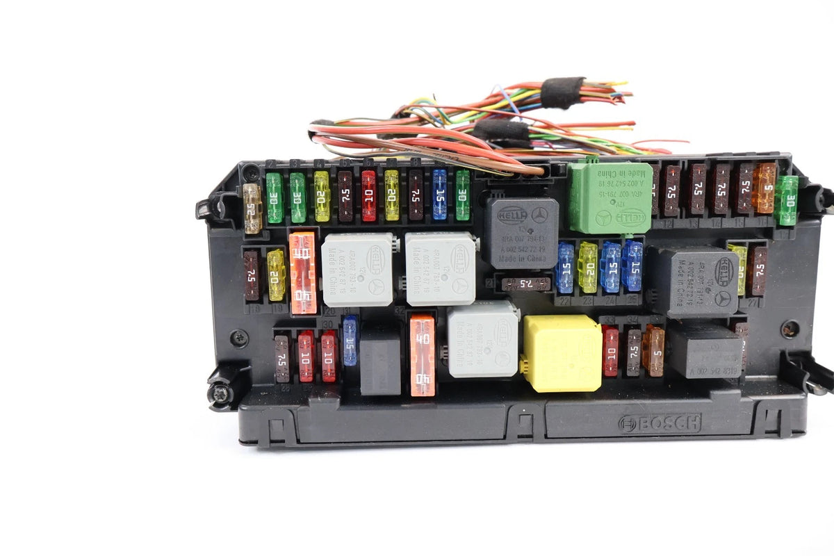 2014-2016 MERCEDES W212 E350 FRONT SAM FUSE BOX RELAY CONTROL MODULE A2129006924
