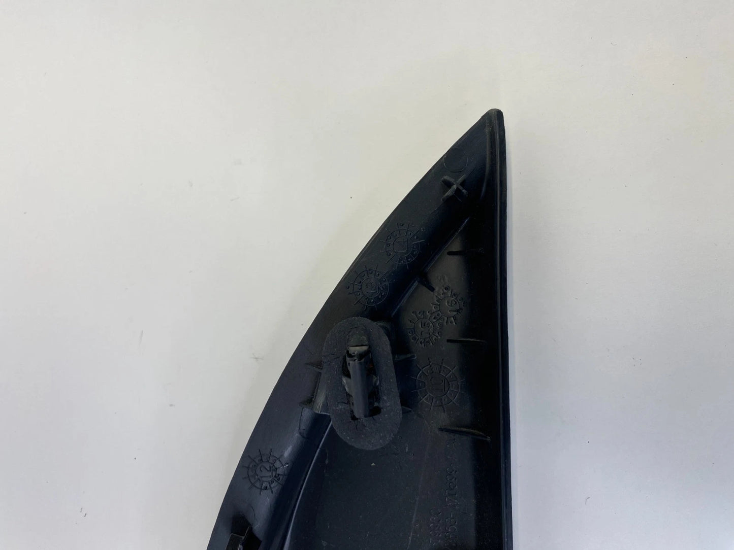 16-19 FORD EXPLORER POLICE INTERCEPTOR FRONT LEFT DOOR MIRROR COVER CORNER TRIM