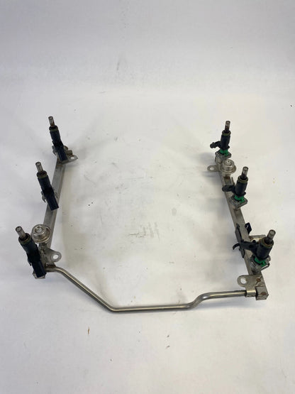 2010-2012 MERCEDES-BENZ GLK-350 FRONT ENGINE FUEL INJECTORS RAIL OEM A2720701395