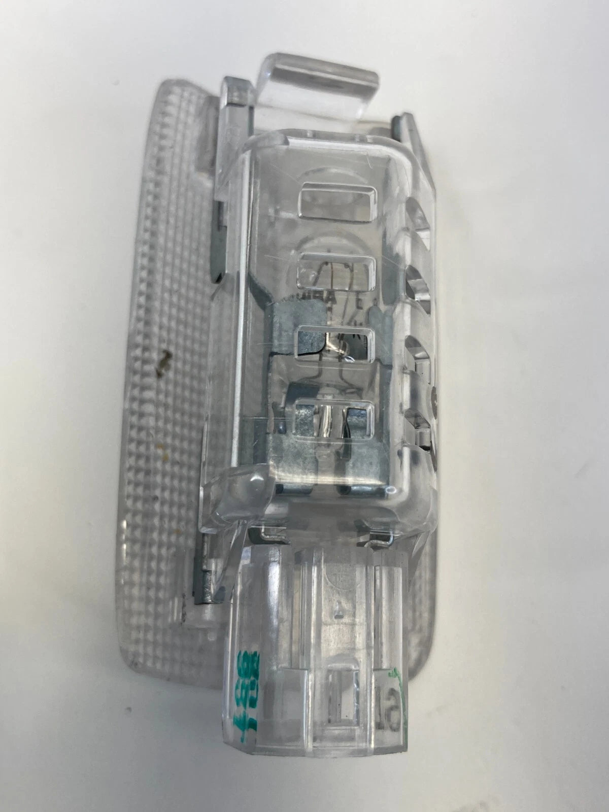 10-15 TOYOTA PRIUS FRONT RIGHT PASSENGER SIDE INTERIOR COURTESY LIGHT LAMP OEM