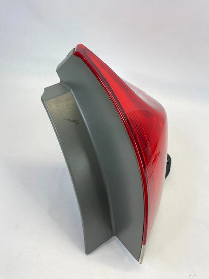 2009-2012 TOYOTA VENZA REAR RIGHT PASSENGER OUTER TAILLIGHT TAIL LIGHT LAMP OEM