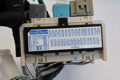 2007-2009 TOYOTA YARIS INTERIOR CABIN FUSE BOX JUNCTION BLOCK OEM 82730-52610