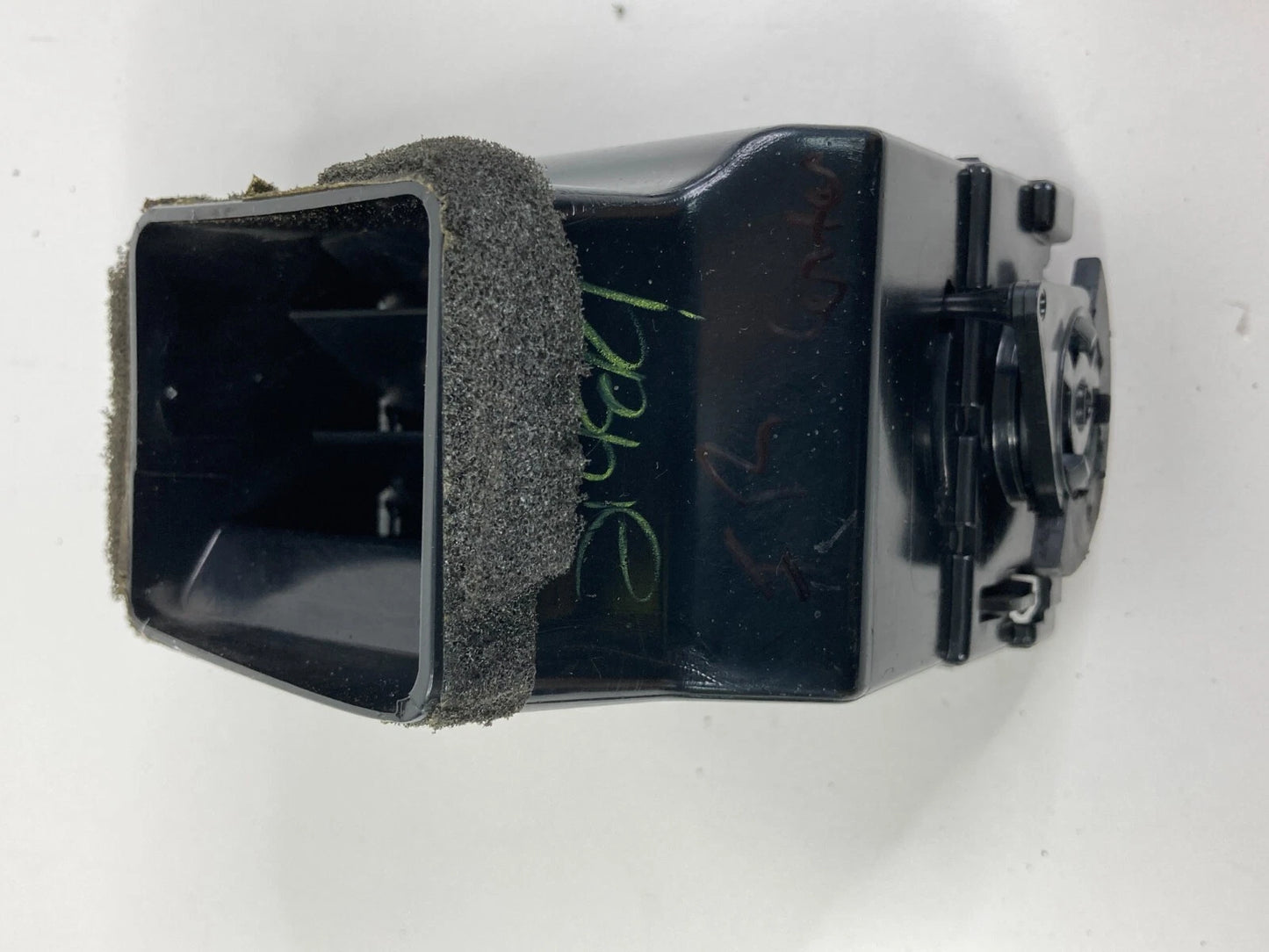 08-10 CHRYSLER 300 CENTER RIGHT A/C HEATER AIR VENT OUTLET DUCT GRILLE 1087510