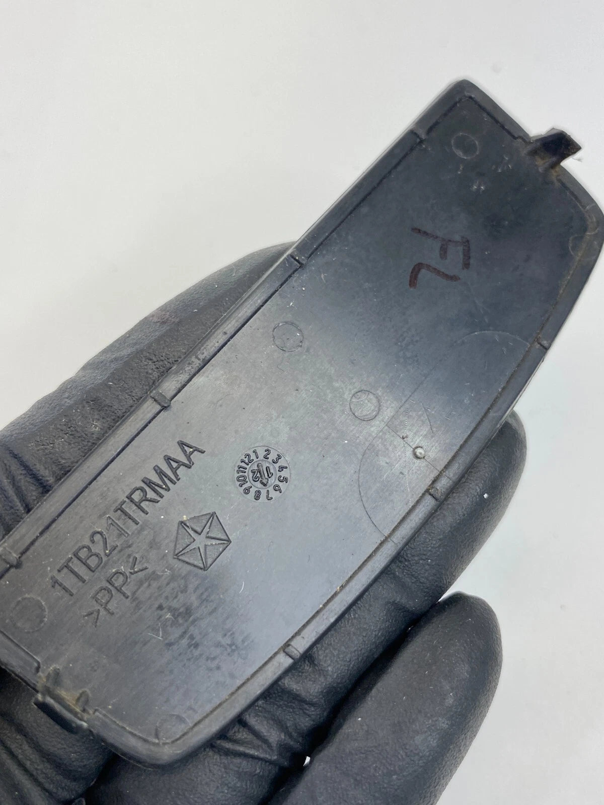2011-2014 DODGE AVENGER FRONT LEFT DRIVER DOOR PANEL PLUG COVER TRIM 1TB21TRMAA