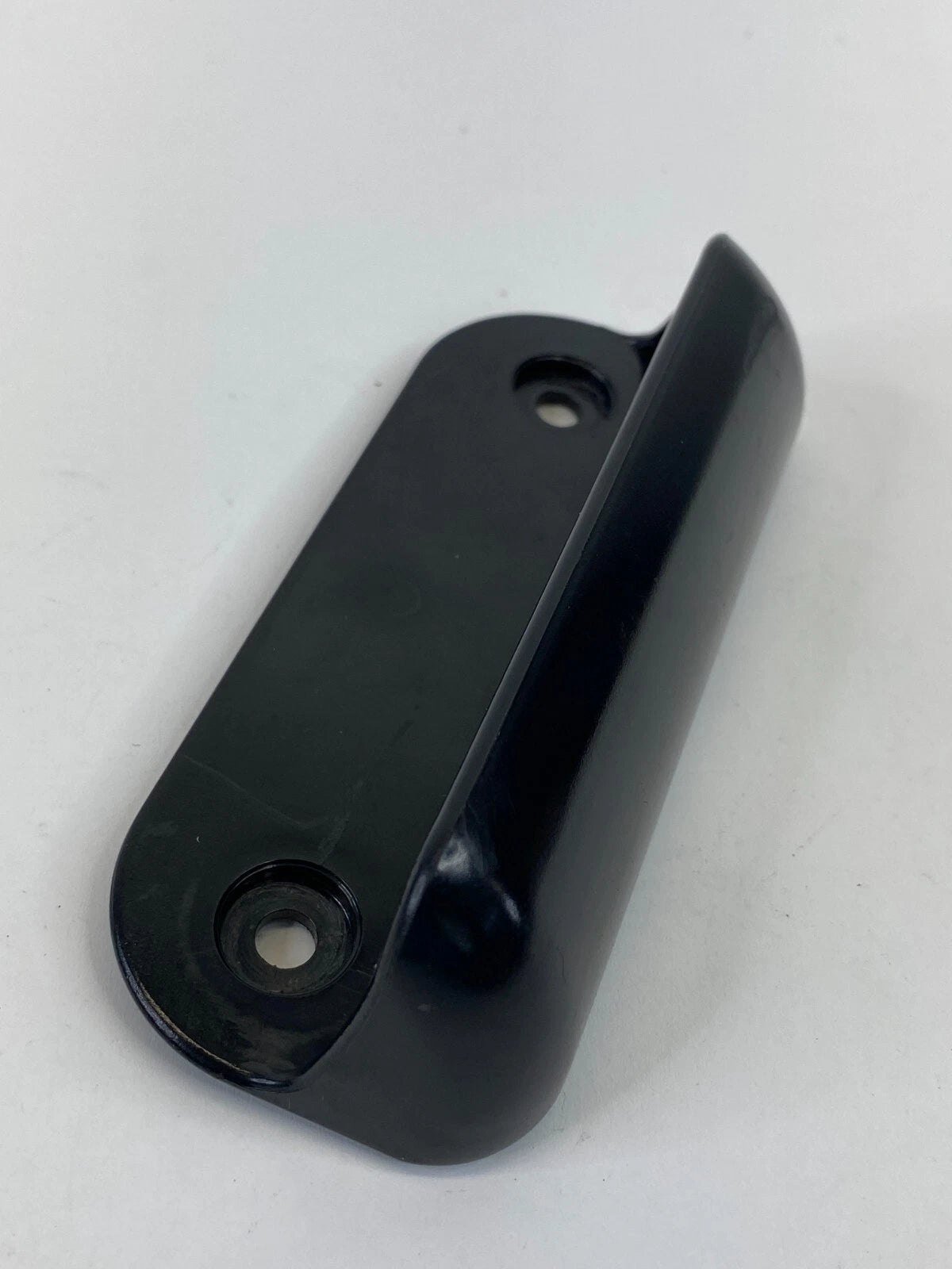2004-2012 MITSUBISHI GALANT REAR TRUNK DECK LID INTERIOR PULL HANDLE ASSEMBLY