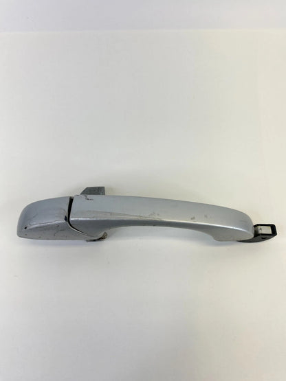 07-17 JEEP PATRIOT FRONT RIGHT PASSENGER EXTERIOR OUTER DOOR HANDLE SILVER OEM