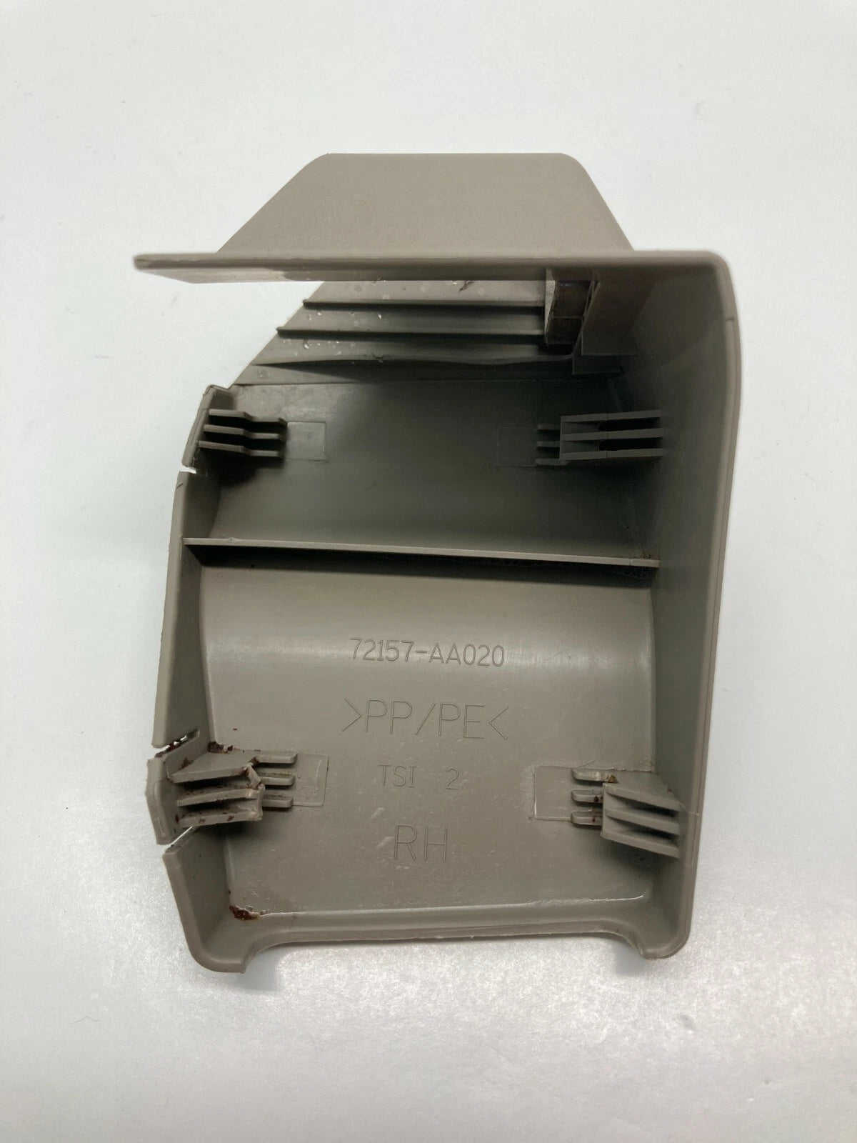 02 03 TOYOTA CAMRY FRONT RIGHT PASSENGER MANUAL SEAT TRACK END INNER COVER OEM