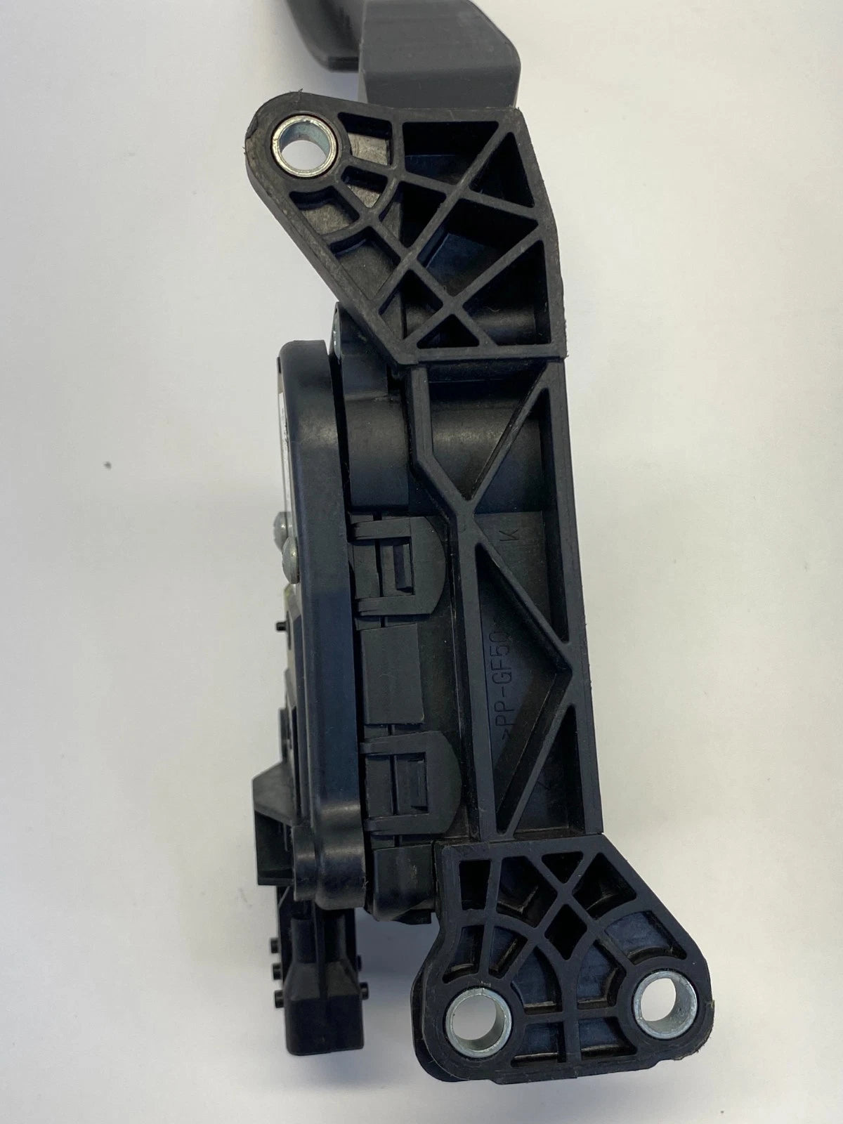 2006-2011 CHEVROLET HHR ACCELERATOR GAS PEDAL TRAVEL SENSOR ASSEMBLY 22710861