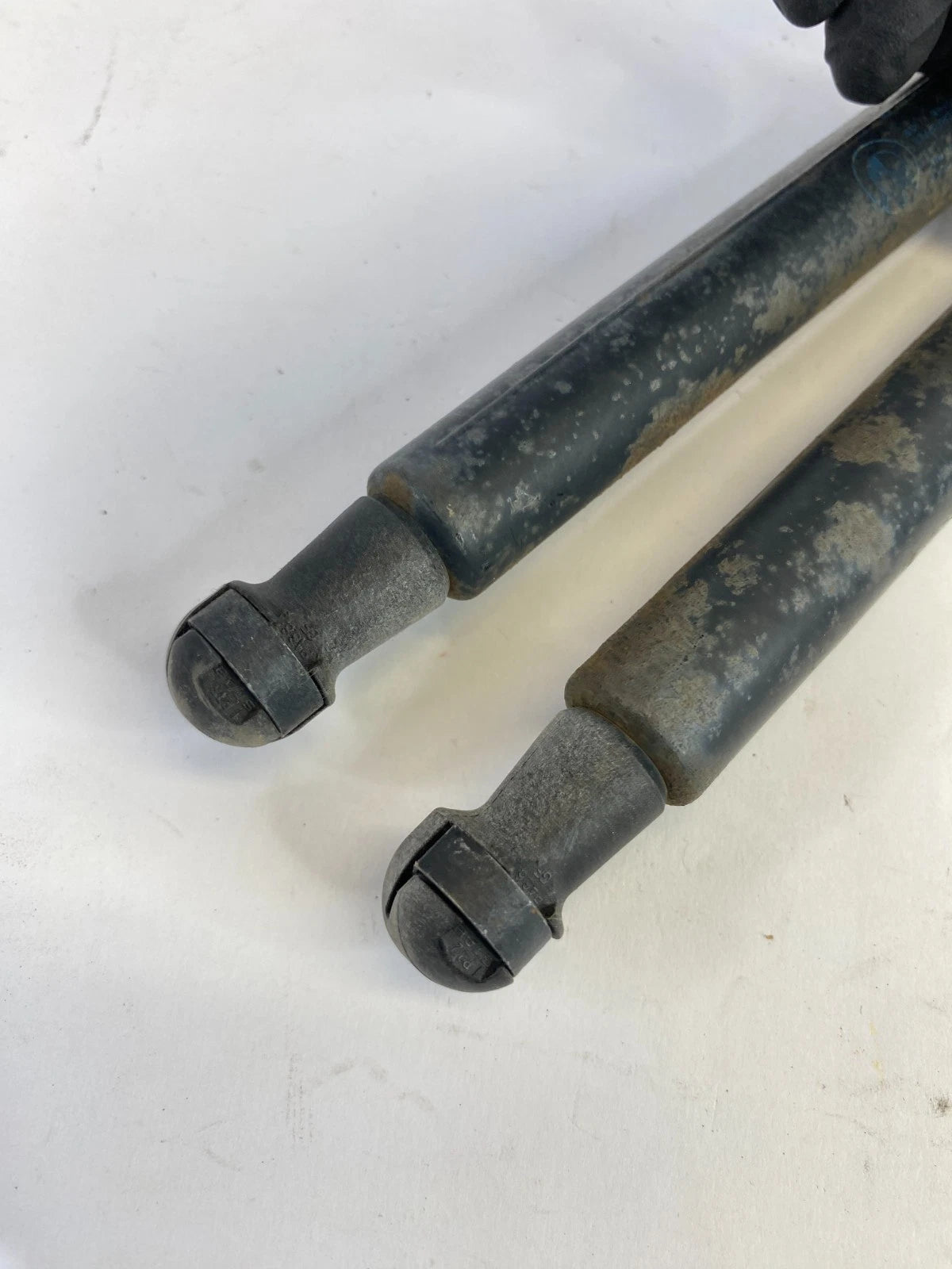 2009-2013 BMW 328I XDRIVE REAR TRUNK LID LIFT SUPPORTS PAIR SET OF 2 OEM