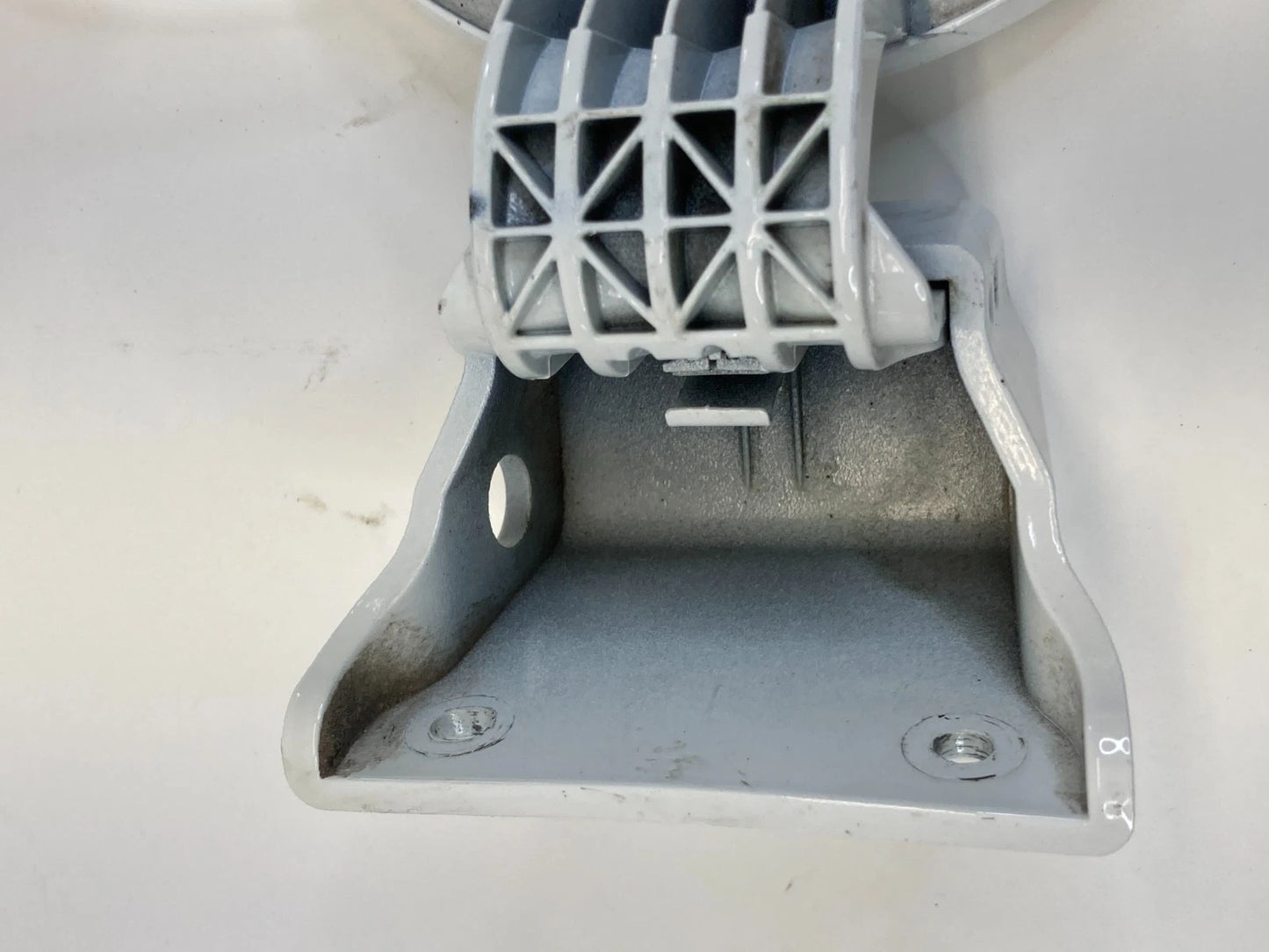 2012-2017 Kia Rio SEDAN Fuel Filler Tank Door Gas Lid Cover Assy 69510-1W000 OEM