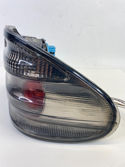 1998-2002 Mercedes-Benz E430 Rear Right Outer Tail Light Taillight Aftermarket