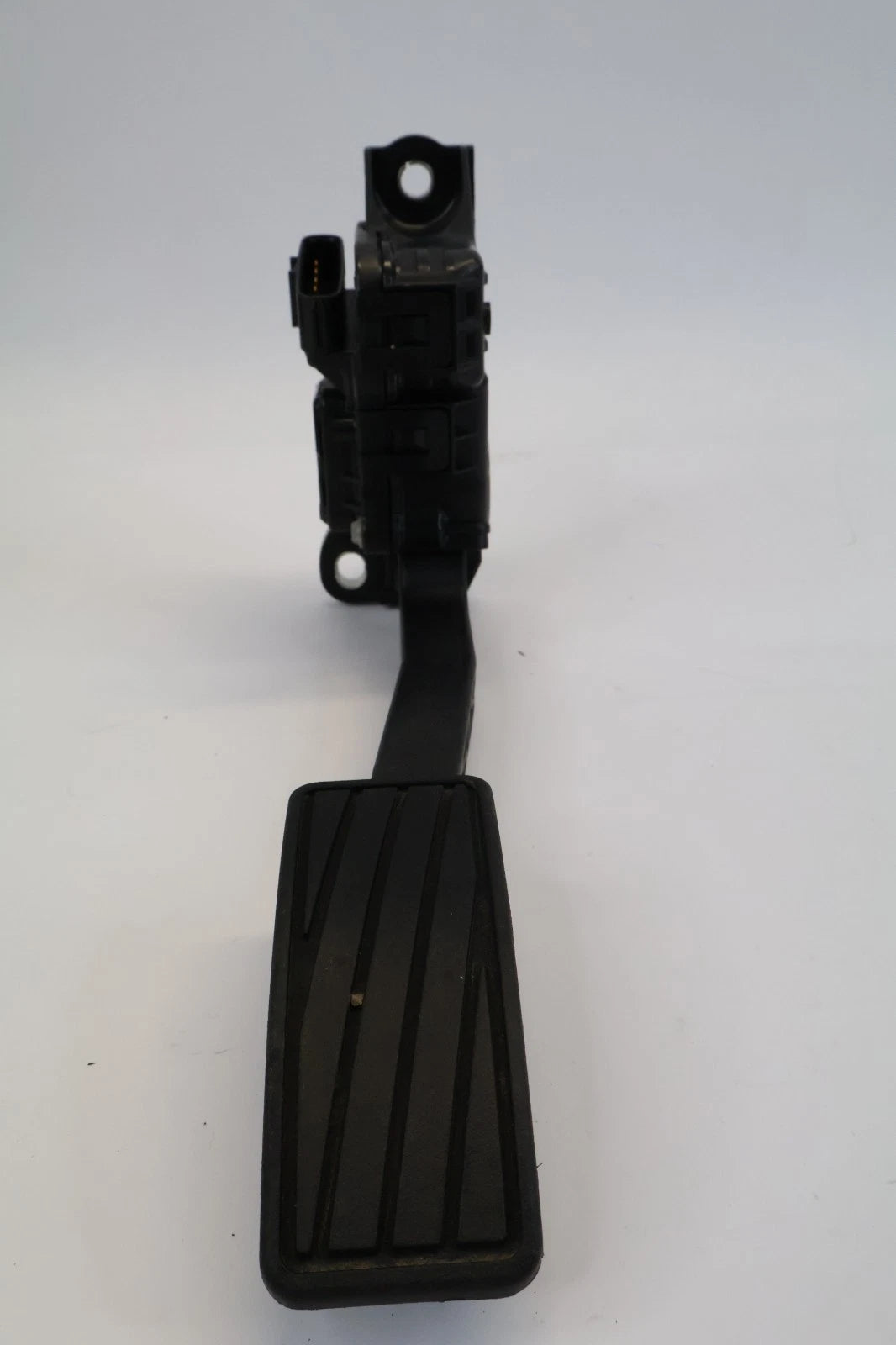 2010-2013 SUZUKI KIZASHI GAS ACCELERATOR PEDAL SENSOR ASSEMBLY OEM