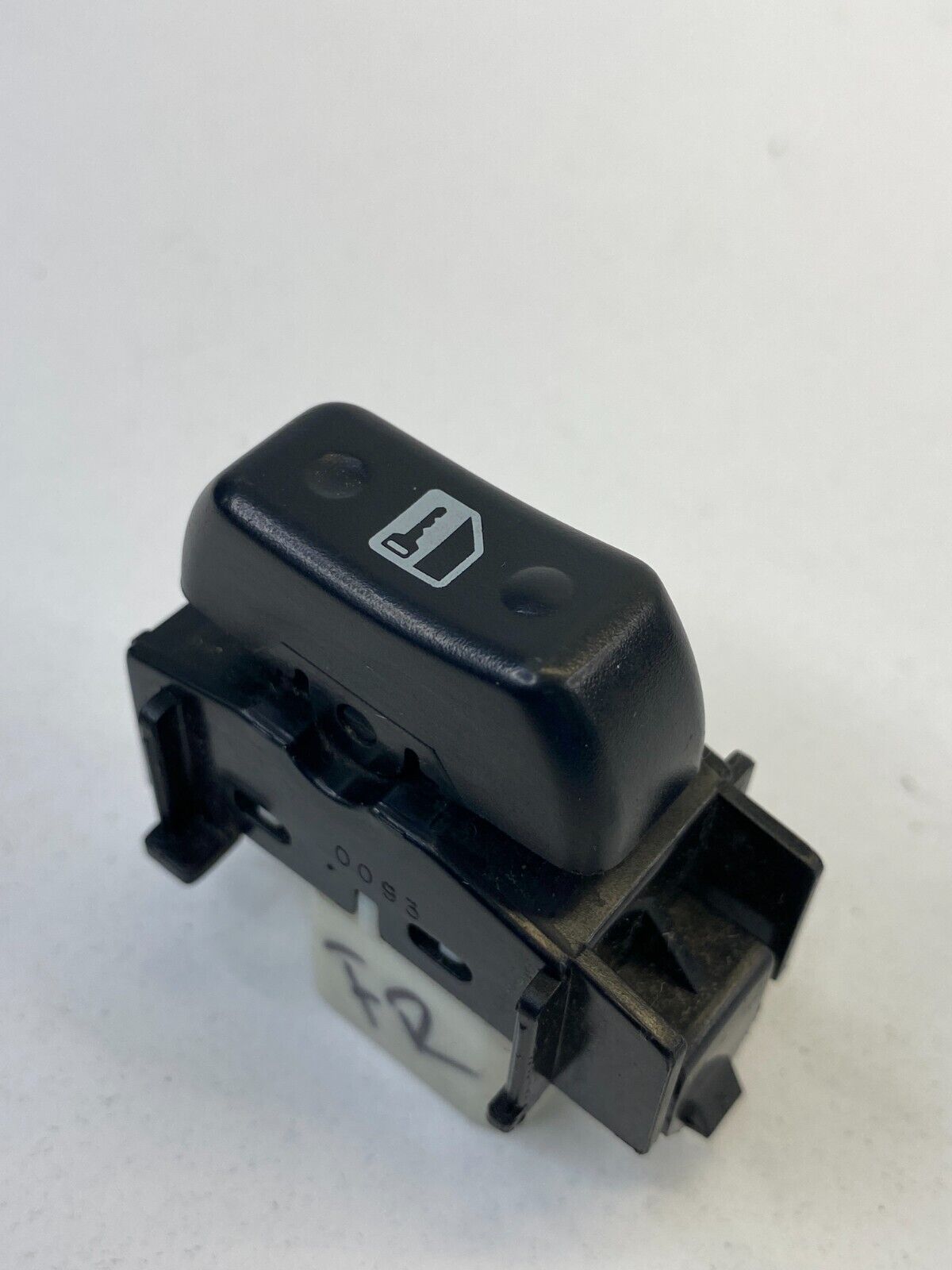 1997-2001 Toyota Camry Front Right Passenger Side Door Lock Switch Button OEM