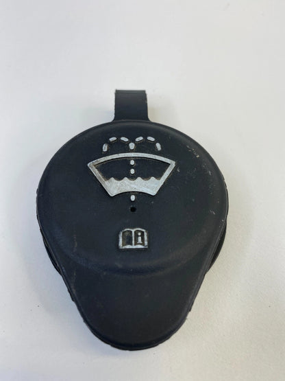 2002-2009 CHEVROLET TRAILBLAZER WINDSHIELD WASHER FLUID RESERVOIR CAP LID COVER