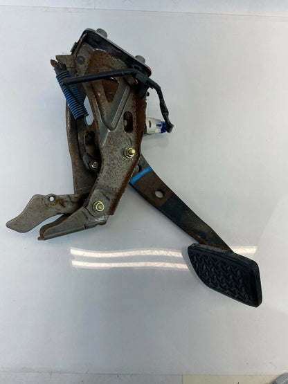 2003-2009 TOYOTA 4RUNNER PARKING EMERGENCY BRAKE PEDAL ASSEMBLY LEVER MOUNT OEM