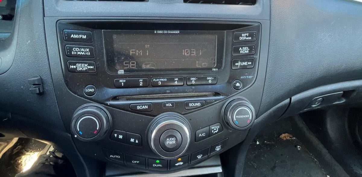 03-07 HONDA ACCORD COUPE 6CD CHANGER RADIO CLIMATE CONTROL 39175SDNL120M2 OEM
