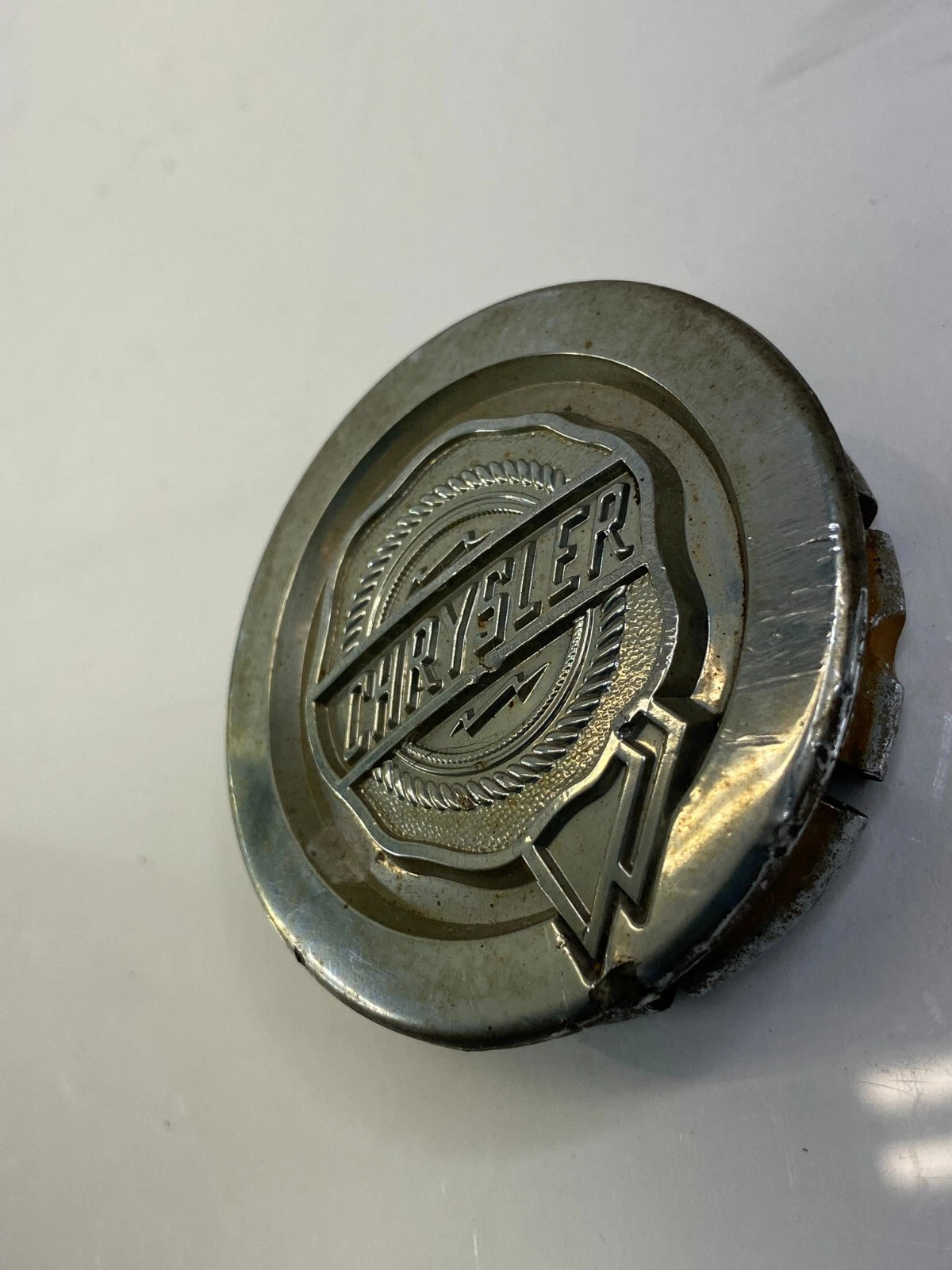 ORIGINAL CHYSLER RIM WHEEL CENTER CAP CENTER WHEEL RIN COVER OEM