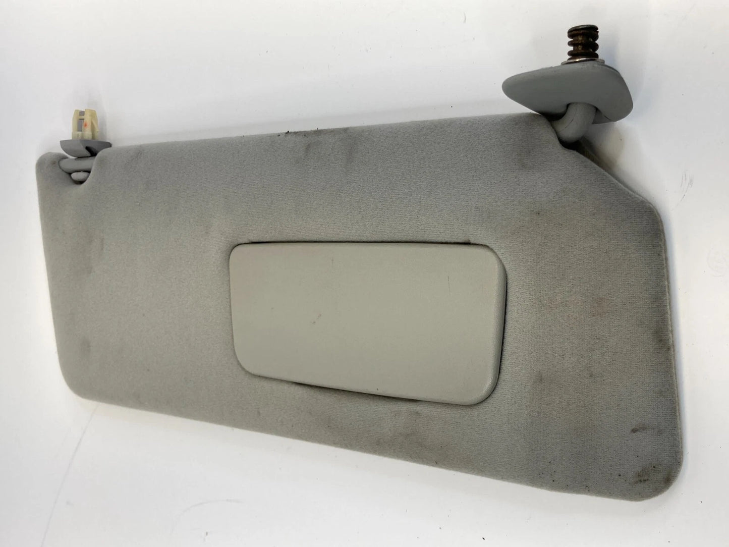 2002-2006 TOYOTA CAMRY RIGHT PASSENGER SIDE SUNVISOR SUN VISOR SHADE OEM