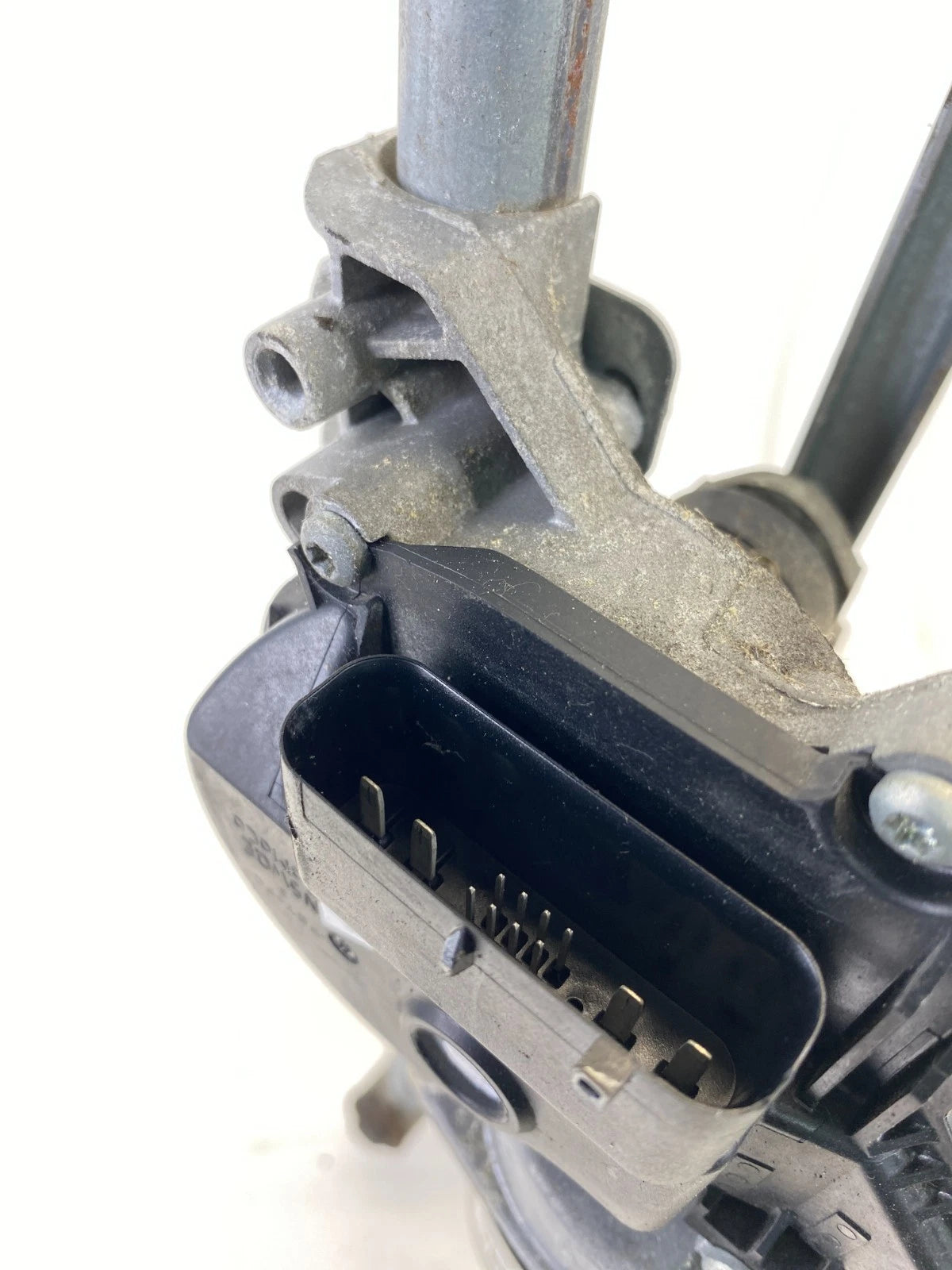 2013-2019 FORD EXPLORER INTERCEPTOR FRONT WINDSHIELD WIPER MOTOR W/ LINKAGE