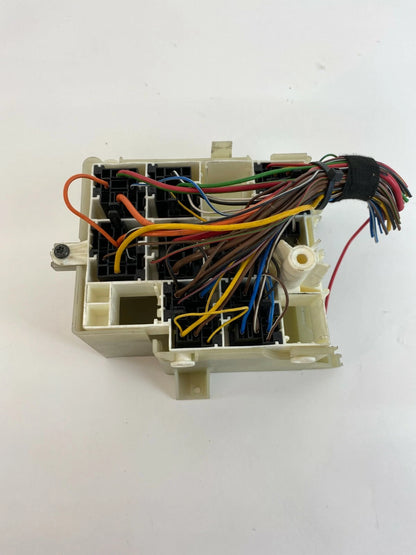 2002 SAAB 93 2.3L L4 TURBO AUTOMATIC INSTRUMENT LHD RELAY FUSE BOX 5353867 OEM