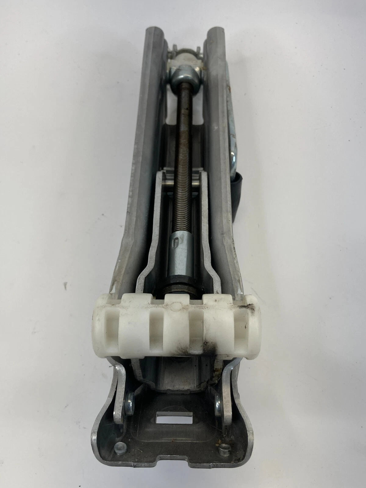 05-11 AUDI A6 QUATTRO EMERGENCY SPARE TIRE JACK KIT TOOL LUG WRENCH 4F0-011-215B