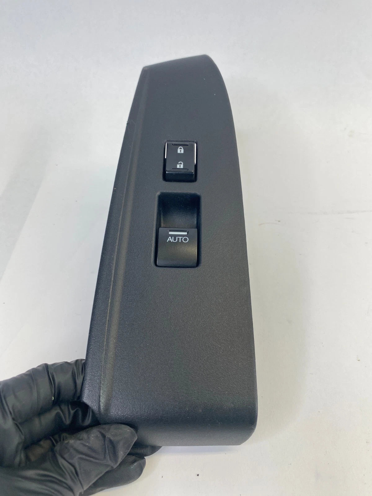 2008-2012 HONDA ACCORD FRONT RIGHT SIDE WINDOW SWITCH W/ BEZEL 35760-TA0-A31 OEM