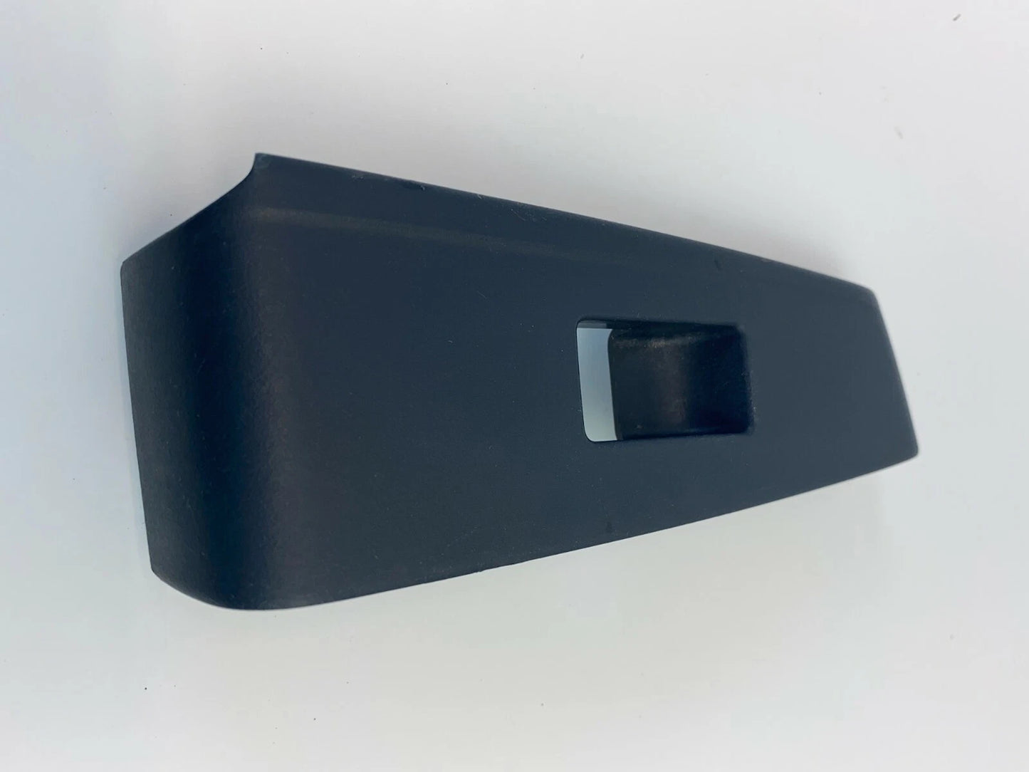 08-12 HONDA ACCORD SDN REAR RIGHT DOOR POWER WINDOW SWITCH BEZEL TRIM 83741-TA0