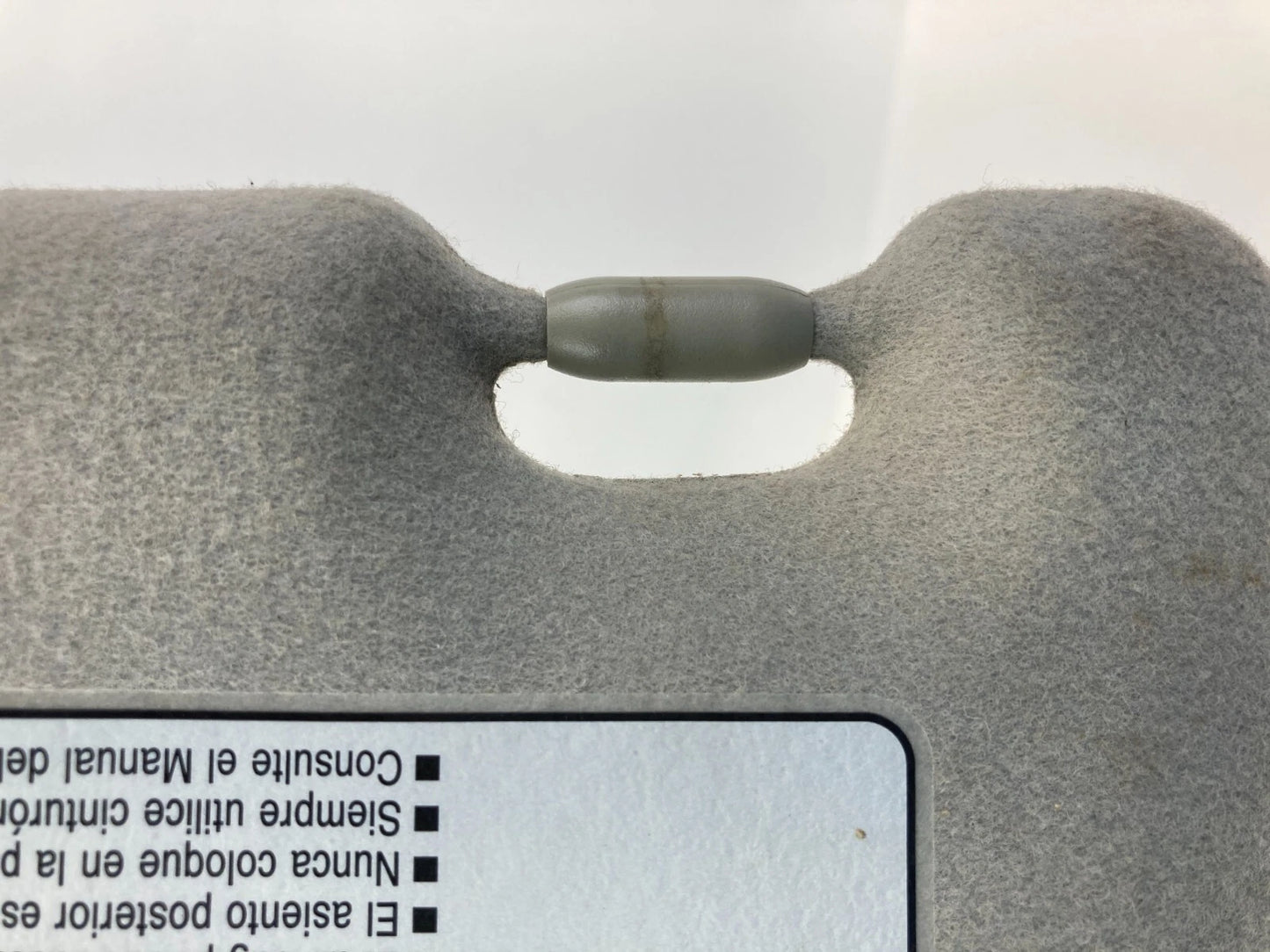 2009-2014 TOYOTA MATRIX FRONT RIGHT PASSENGER SIDE SUNVISOR SUN VISOR SHADE OEM