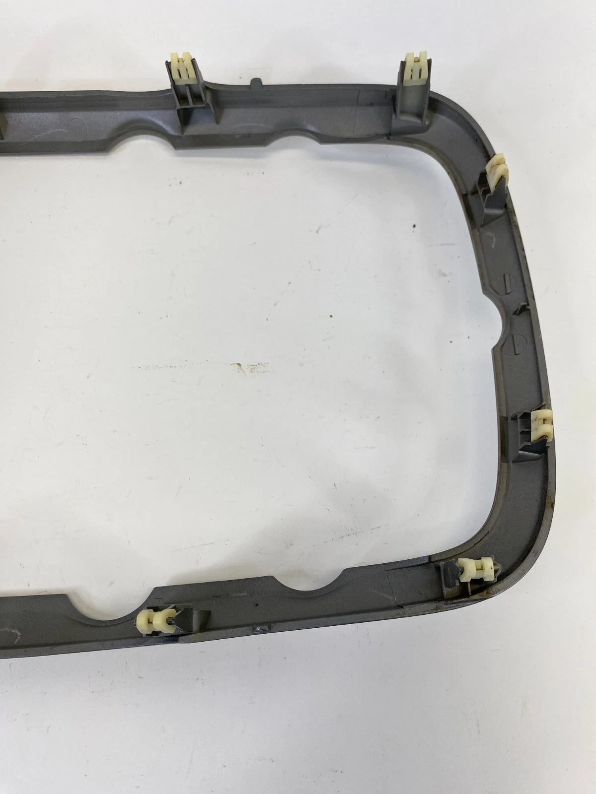 2013-2015 CHEVROLET MALIBU CENTER DASH RADIO BEZEL TRIM PANEL VENTS 23317458 OEM