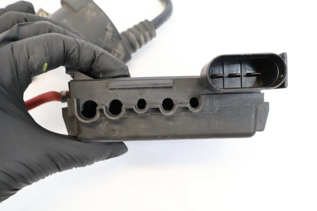 2006-2010 VOLKSWAGEN BEETLE 2.5L TOP BATTERY DISTRIBUTION FUSE BOX 1J0937550AH